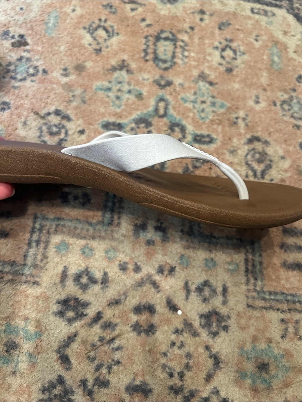 Okabashi Women's White and Tan Flip Flop Sandals - Picture 11 of 11